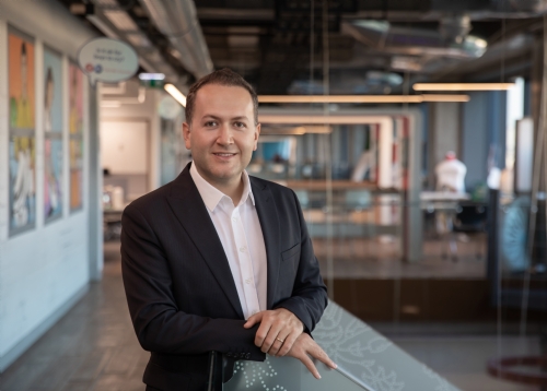 H�seyin �demi�